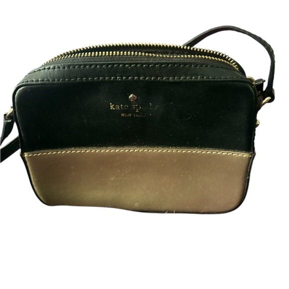 kate spade Handbags - Kate Spade Black and Tan Crossbody Bag EUC